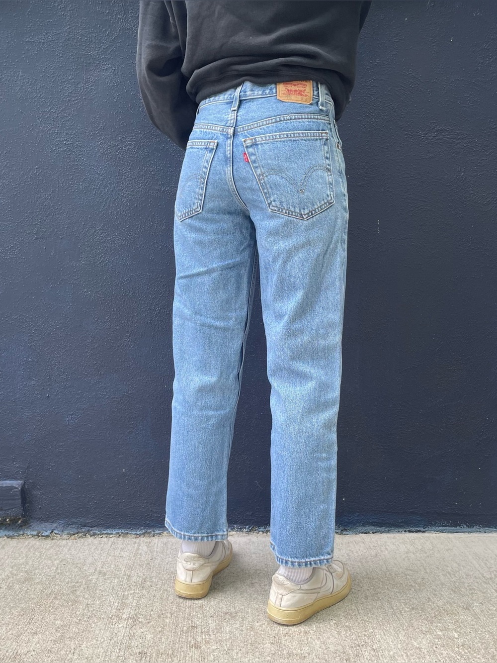 Y2k Levi’s 550 relaxed fit student jeans size 28x28